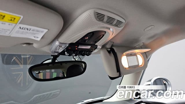 Mini Cooper 3세대, 2019 19