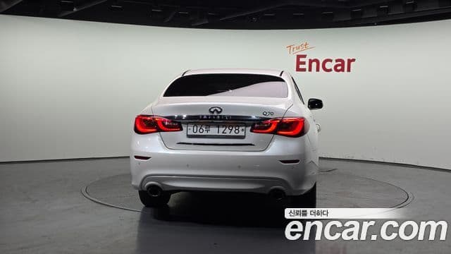 Infiniti Q70 Style, 2017 4