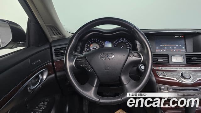 Infiniti Q70 Style, 2017 13