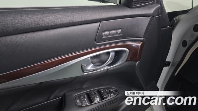 Infiniti Q70 Style, 2017 17