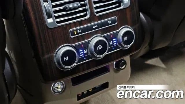 Land Rover Range Rover 4세대 4.4 SDV8 Vogue SE дизель, 2016 19