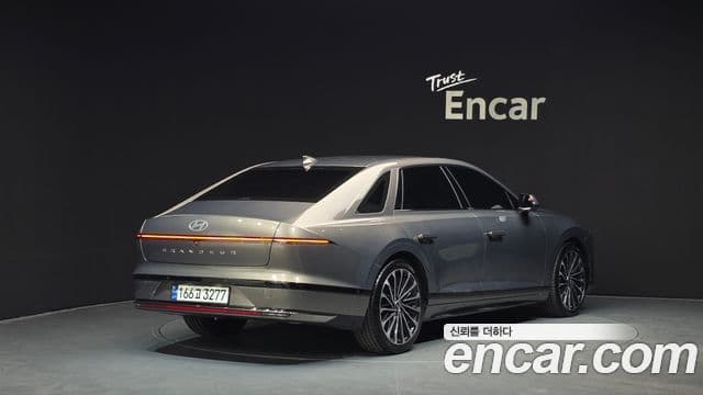 Hyundai Grandeur гибрид (GN7) Calligraphy, 2023 2