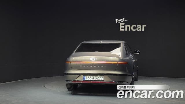 Hyundai Grandeur гибрид (GN7) Calligraphy, 2023 4