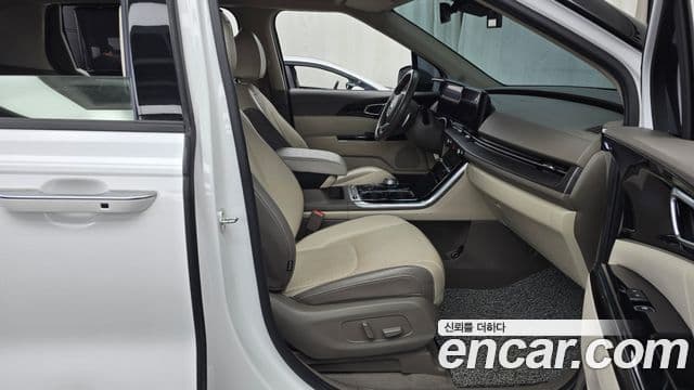 Kia Carnival 4세대 Signature, 2021 11