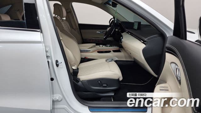 Genesis GV70, 2023 11