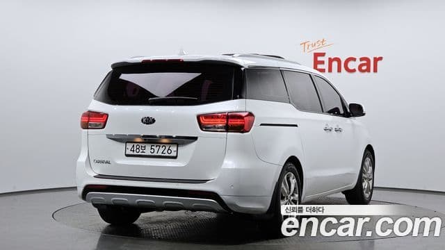 Kia All New Carnival Prestige, 2015 2