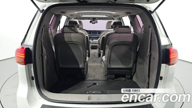 Kia All New Carnival Prestige, 2015 20