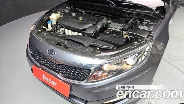 Kia K5 LPI Deluxe, 2012 6