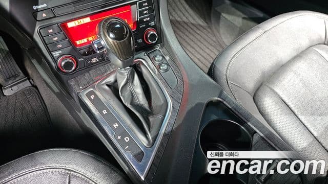 Kia K5 LPI Deluxe, 2012 9