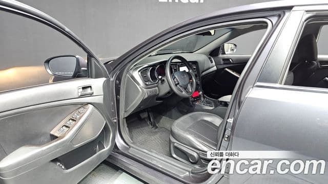 Kia K5 LPI Deluxe, 2012 10