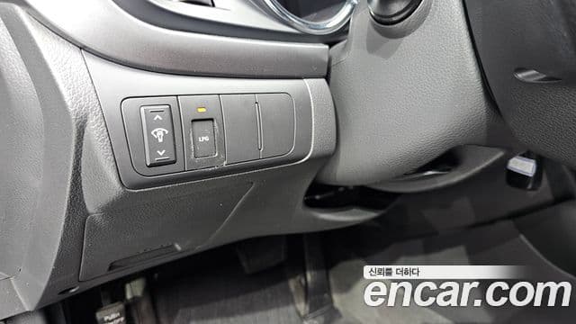 Kia K5 LPI Deluxe, 2012 13