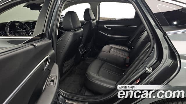 Hyundai Sonata (DN8) Premium Family, 2021 12