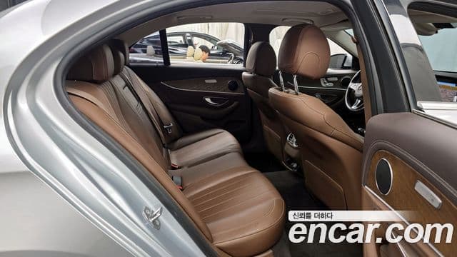 Mercedes-Benz E-класс W213 Exclusive, 2017 12