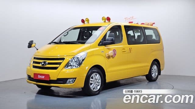 Hyundai Grand Starex детский перевозочный автомобиль, 2017 1
