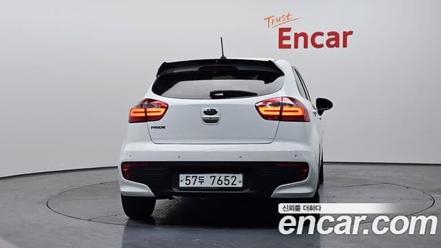 Kia The / новый New Pride Prestige, 2015 4