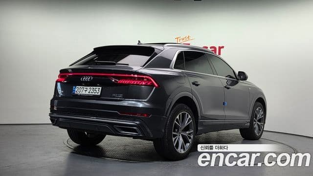 Audi Q8 (4M) Premium, 2021 2