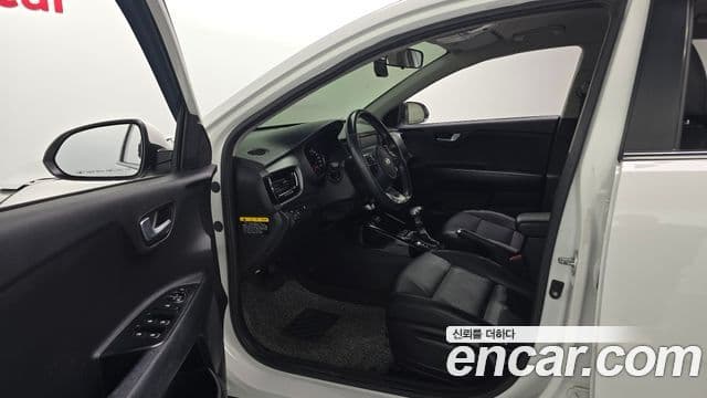 Kia Stonic Trendy, 2018 10