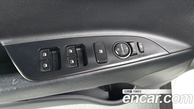 Kia Stonic Trendy, 2018 18