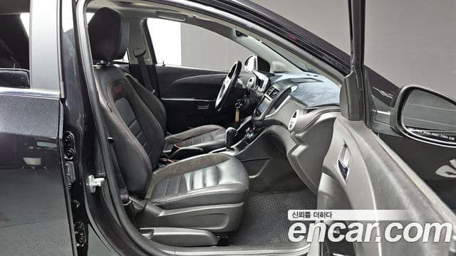 Chevrolet(GM대우) 아베오 хэтчбек 1.4 турбо RS, 2015 11