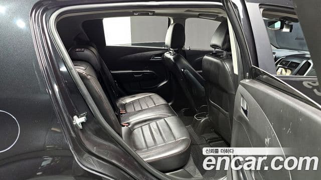 Chevrolet(GM대우) 아베오 хэтчбек 1.4 турбо RS, 2015 12