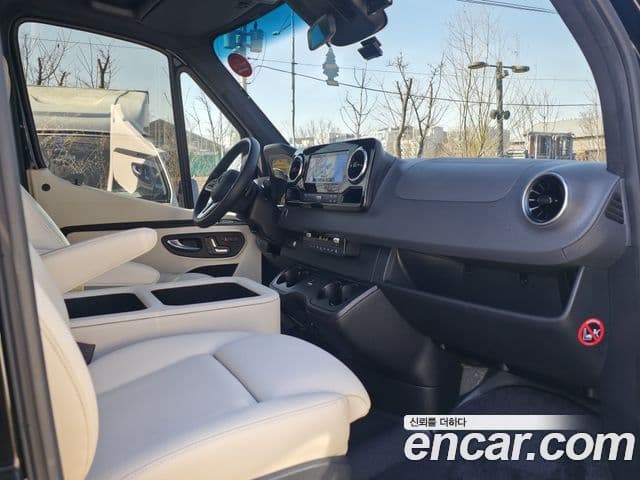 Mercedes-Benz 스프린터 W907, 2022 8