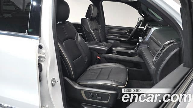 Dodge 램픽업, 2021 10