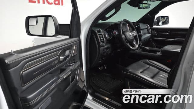 Dodge 램픽업, 2021 11