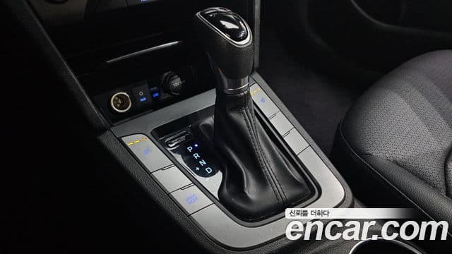 Hyundai Avante AD 1.6 GDI Value Plus, 2017 9