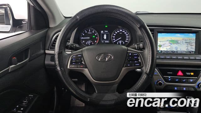 Hyundai Avante AD 1.6 GDI Value Plus, 2017 13