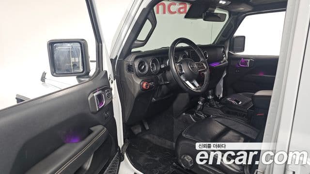 Jeep Wrangler (JL) 2.0 Overland 4도어, 2019 10