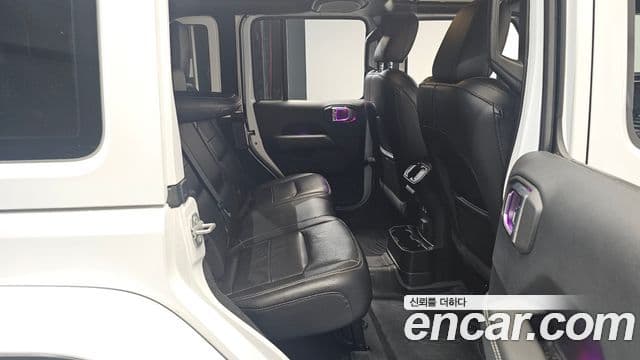 Jeep Wrangler (JL) 2.0 Overland 4도어, 2019 12