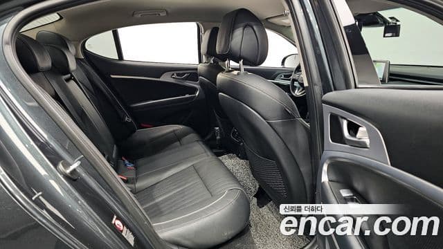 Genesis G70 Supreme, 2018 11