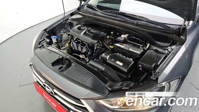 Hyundai Avante AD 1.6 GDI Value Plus, 2017 6