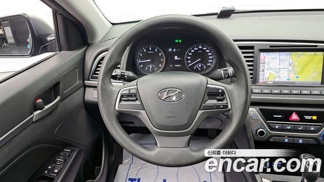 Hyundai Avante AD 1.6 GDI Value Plus, 2017 16