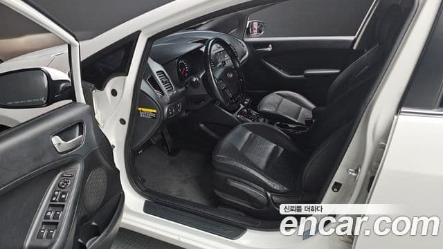 Kia The / новый New K3 Style, 2017 11