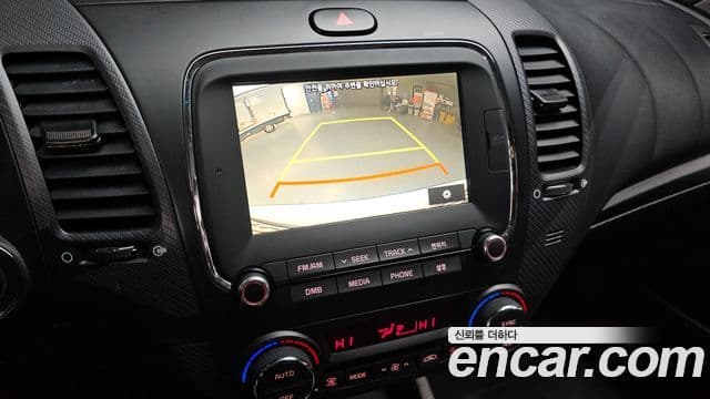 Kia The / новый New K3 Style, 2017 15