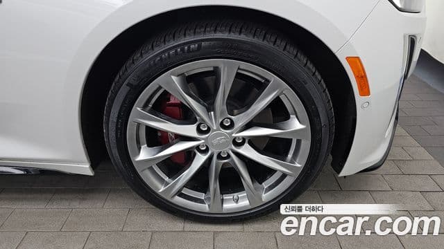 Cadillac CT5 2.0 Sport, 2023 все фото