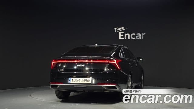 Kia K8 Signature, 2022 4