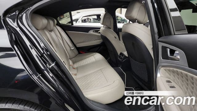 Genesis The / новый New G70 슈팅브레이크, 2023 12