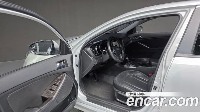 Kia K5 Luxury, 2011 11