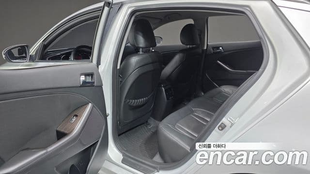 Kia K5 Luxury, 2011 18