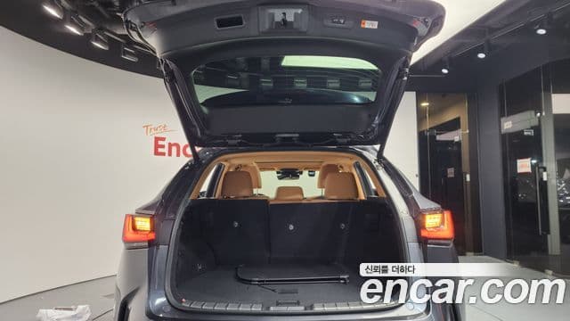 Lexus NX350h 2세대 Premium, 2024 20