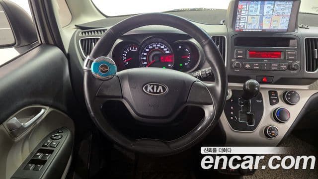 Kia Ray Luxury, 2017 13