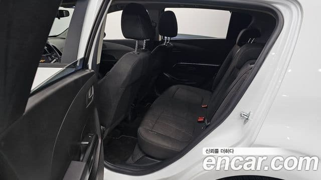 Chevrolet(GM대우) 아베오 хэтчбек стандартная версия, 2012 11