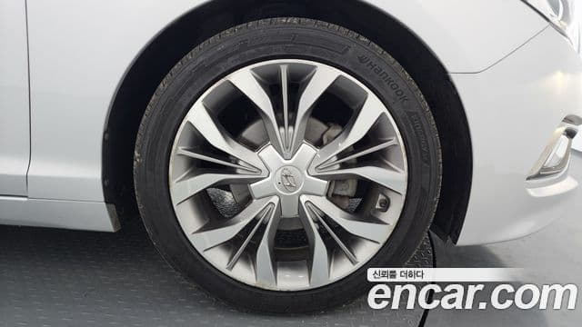 Hyundai LF Sonata Premium, 2015 все фото