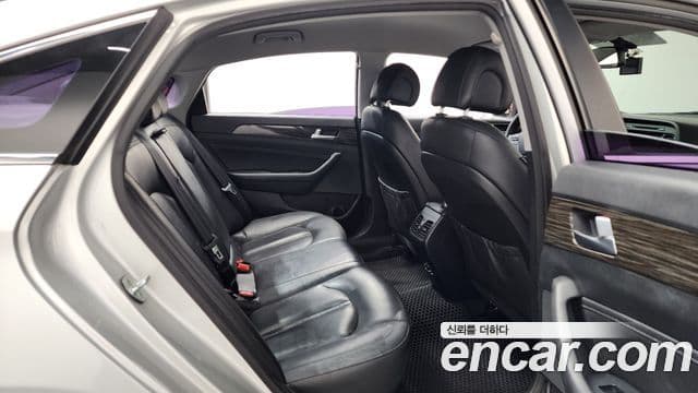 Hyundai LF Sonata Premium, 2015 12