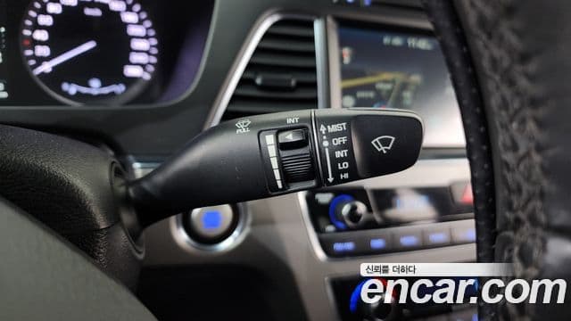 Hyundai LF Sonata Premium, 2015 15