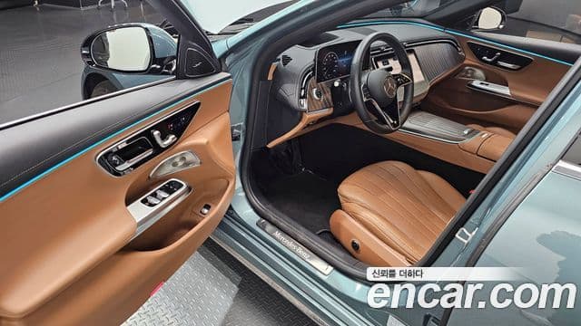 Mercedes-Benz E-класс W214 Exclusive, 2024 11