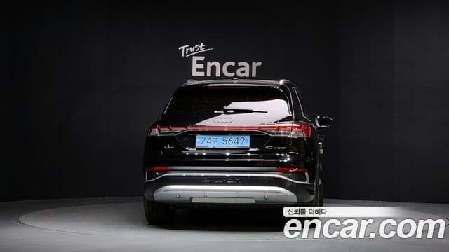 Audi Q4 e-Tron (F4) Premium, 2022 4