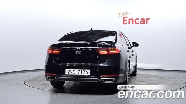 Kia All New K7 2.4 GDI Limited, 2017 4